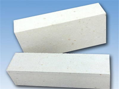 Insulating brick